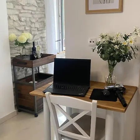 Daire Luxury With Sea View And Rooftop Terrace